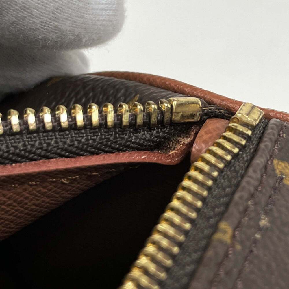 LOUIS VUITTON Brown Monogram Papillon 30 Pouch - Picture 5 of 9
